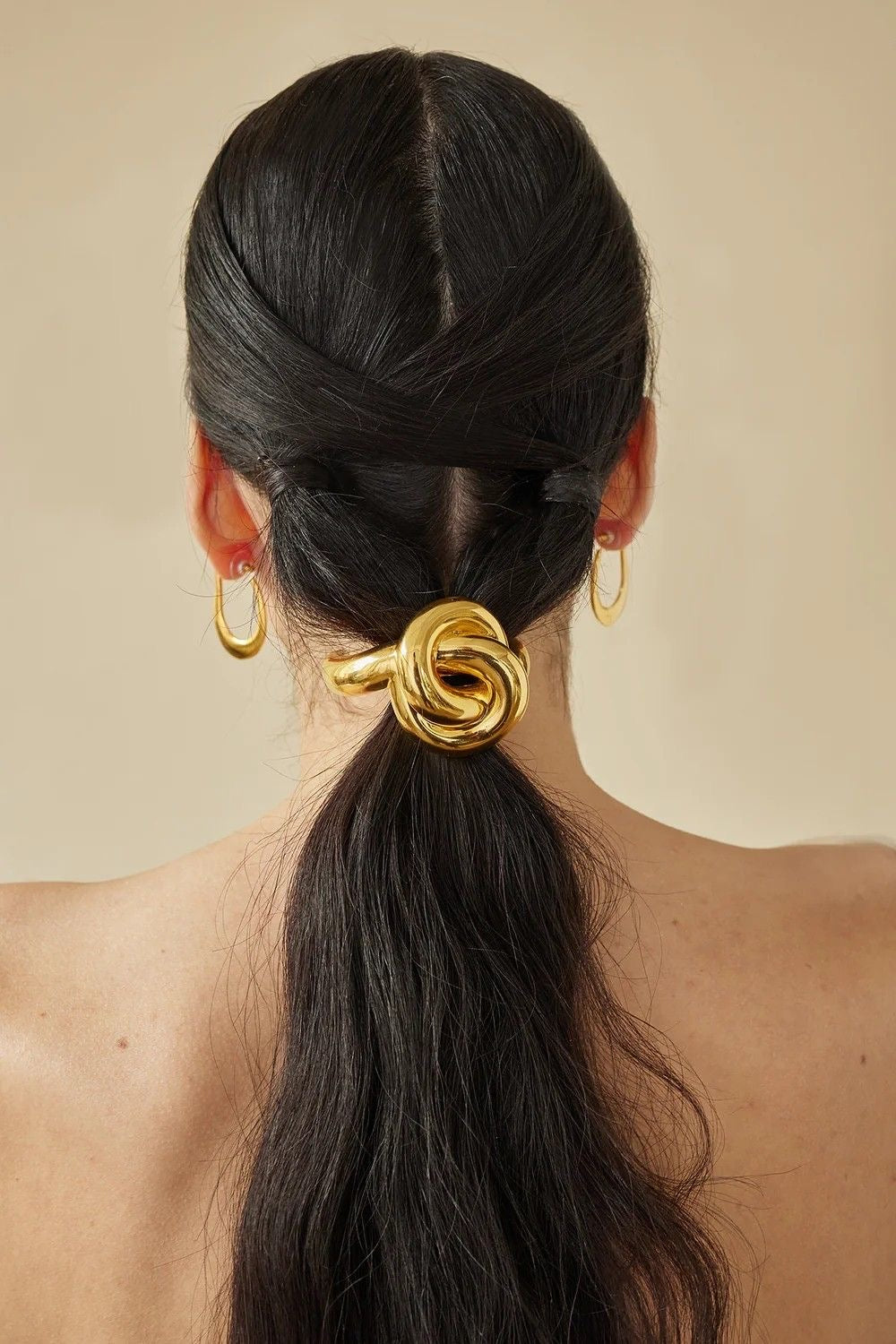 Twisted clip