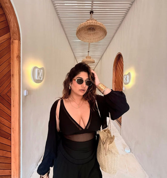 Mahira Bhatia Radiates Royal Elegance in Lady Diana Hoops